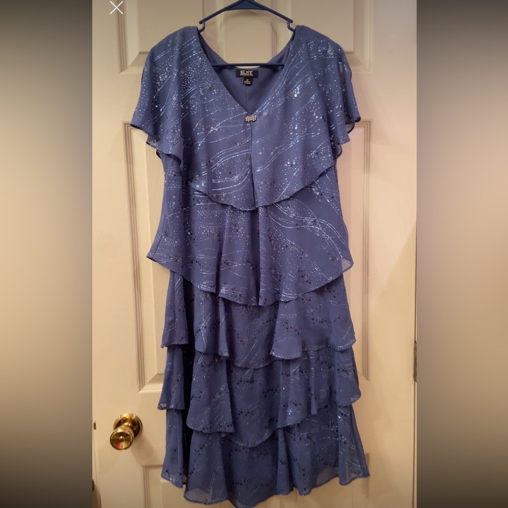 SLNY Tiered Sequined Glitter Dress Slate Blue Vneck Ruffled Elegant WM SZ 12